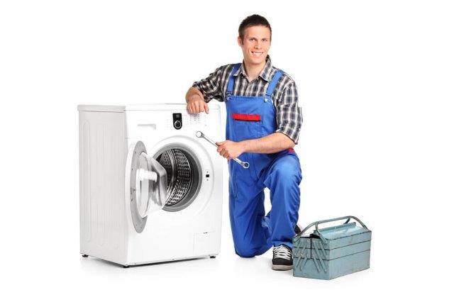 טכנאי מכונות כביסה